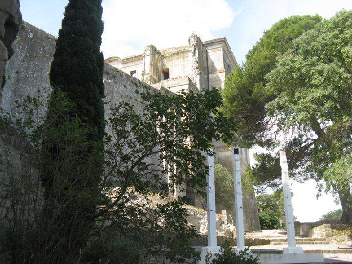 2015-07 Abbaye de Montmajour001.JPG